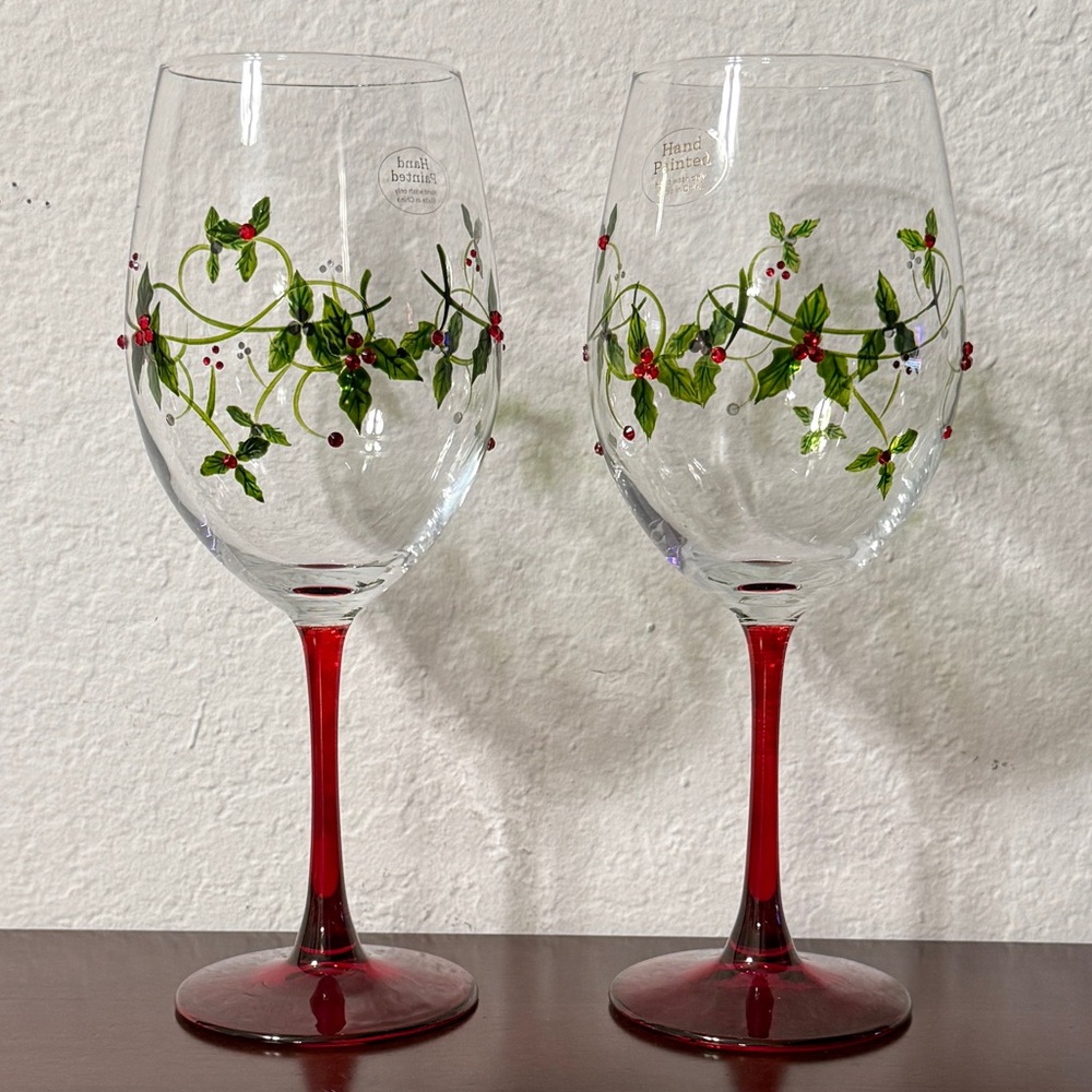 Hand Painted Crystal Wine Glasses Holly with Red Jewel Design. Set of Two. NWOT.